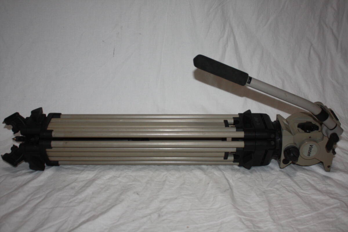 Vinten Vision10 Video Tripod with Mid-Level Spreader [g1231958787]