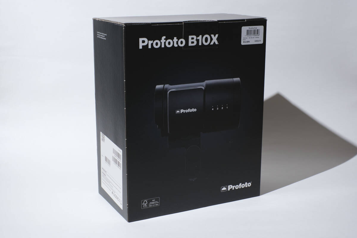 Profoto B10X Studio Flash with Case [c1236021584]