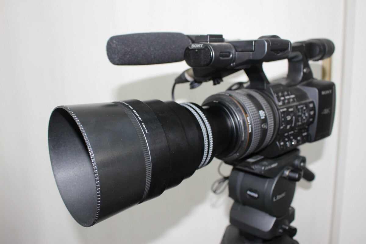 Sony FDR-AX1 4K Video Camera with Tripod Set [f1236263080]