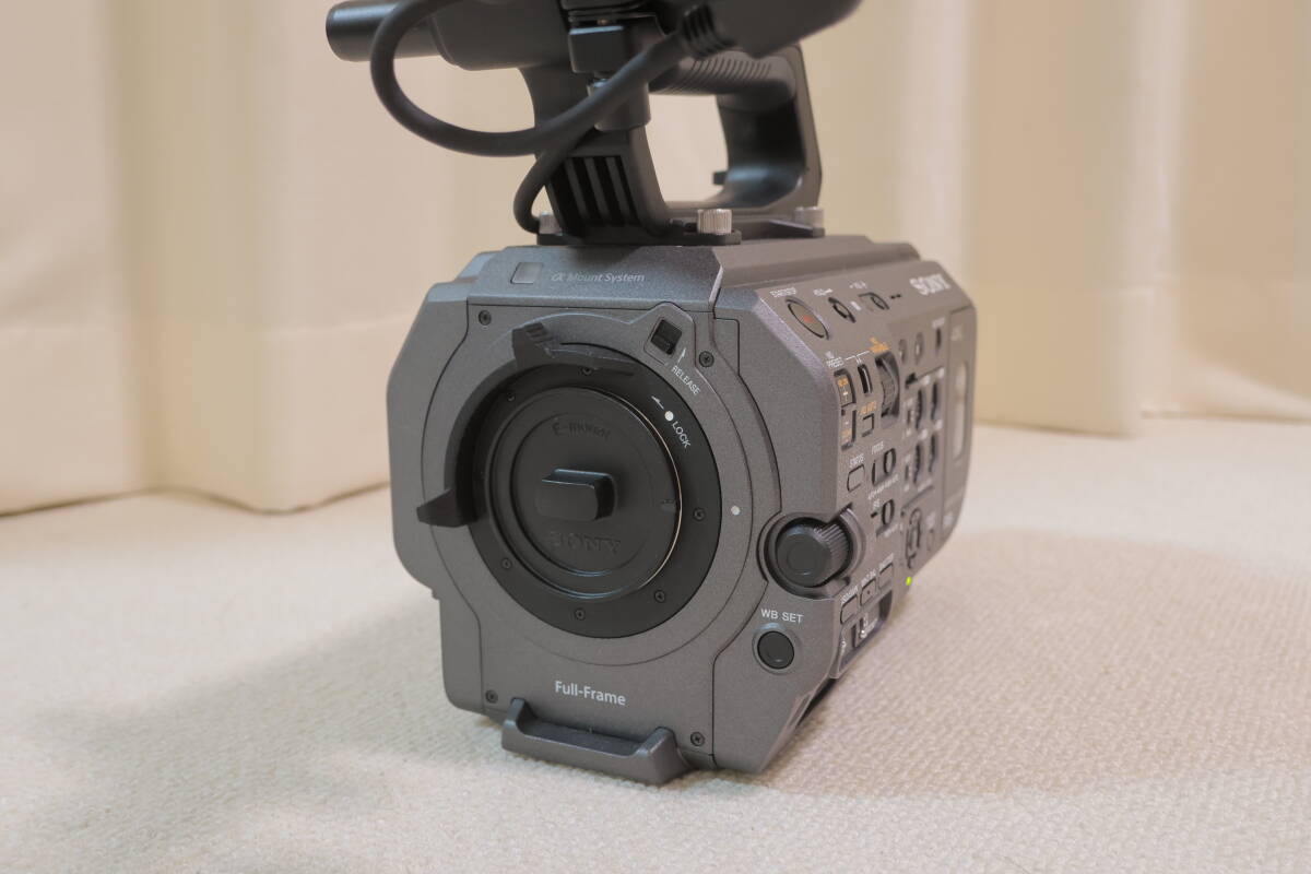 Sony PXW-FX9 Cinema Camera [u1238534299]