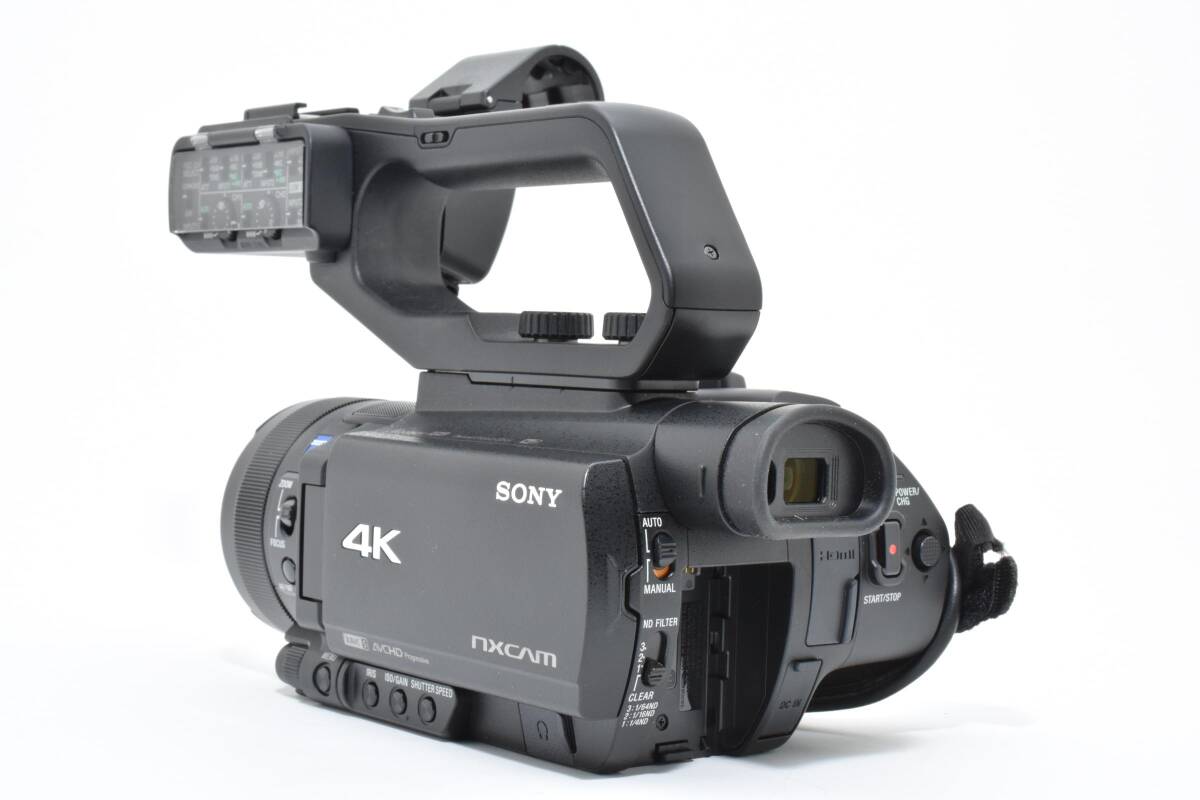 Sony HXR-NX80 [g1238902135]