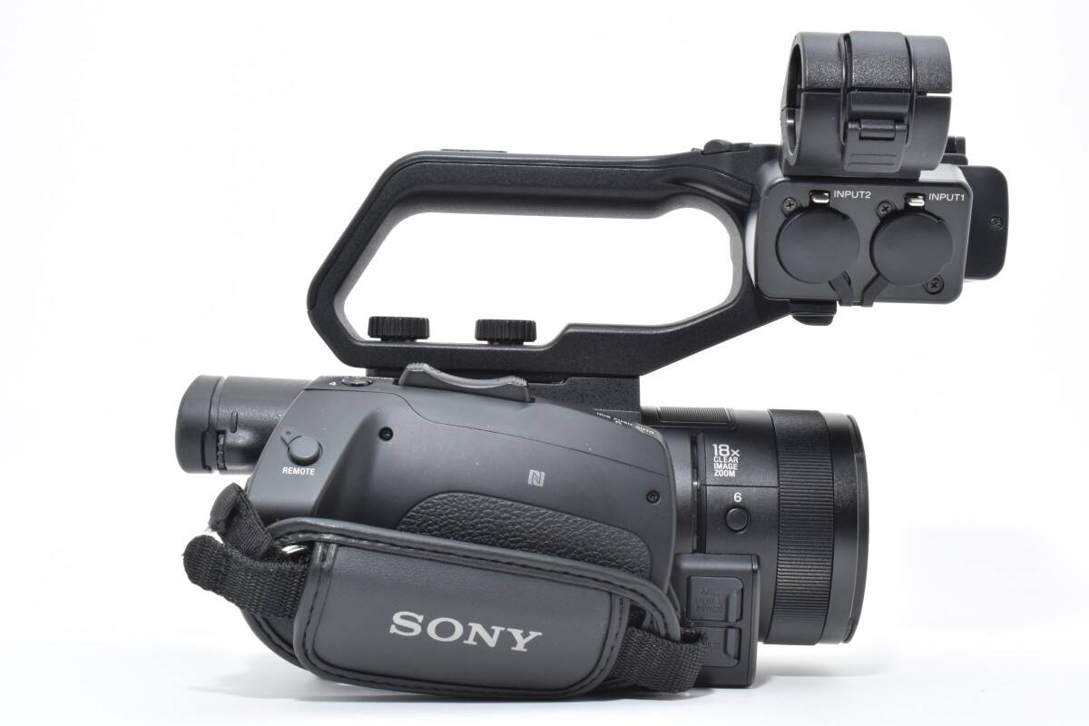 Sony HXR-NX80 [g1238902135]