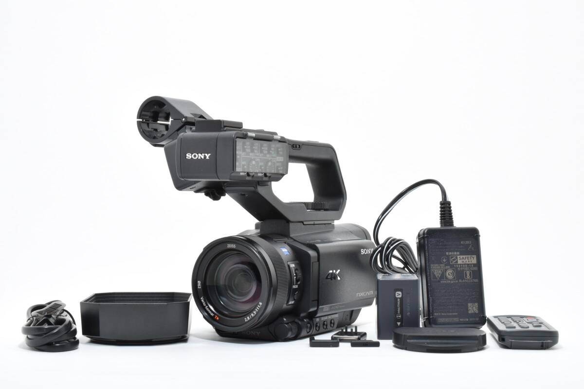 Sony HXR-NX80 [g1238902135]