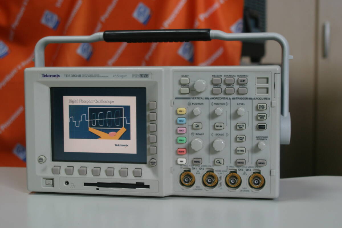 Tektronix TDS3034B Digital Oscilloscope [u1240632580]