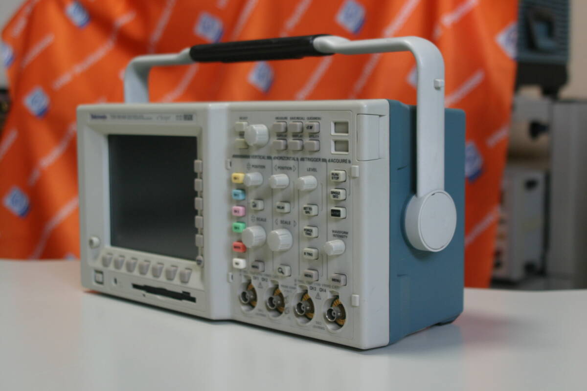 Tektronix TDS3034B Digital Oscilloscope [u1240632580]