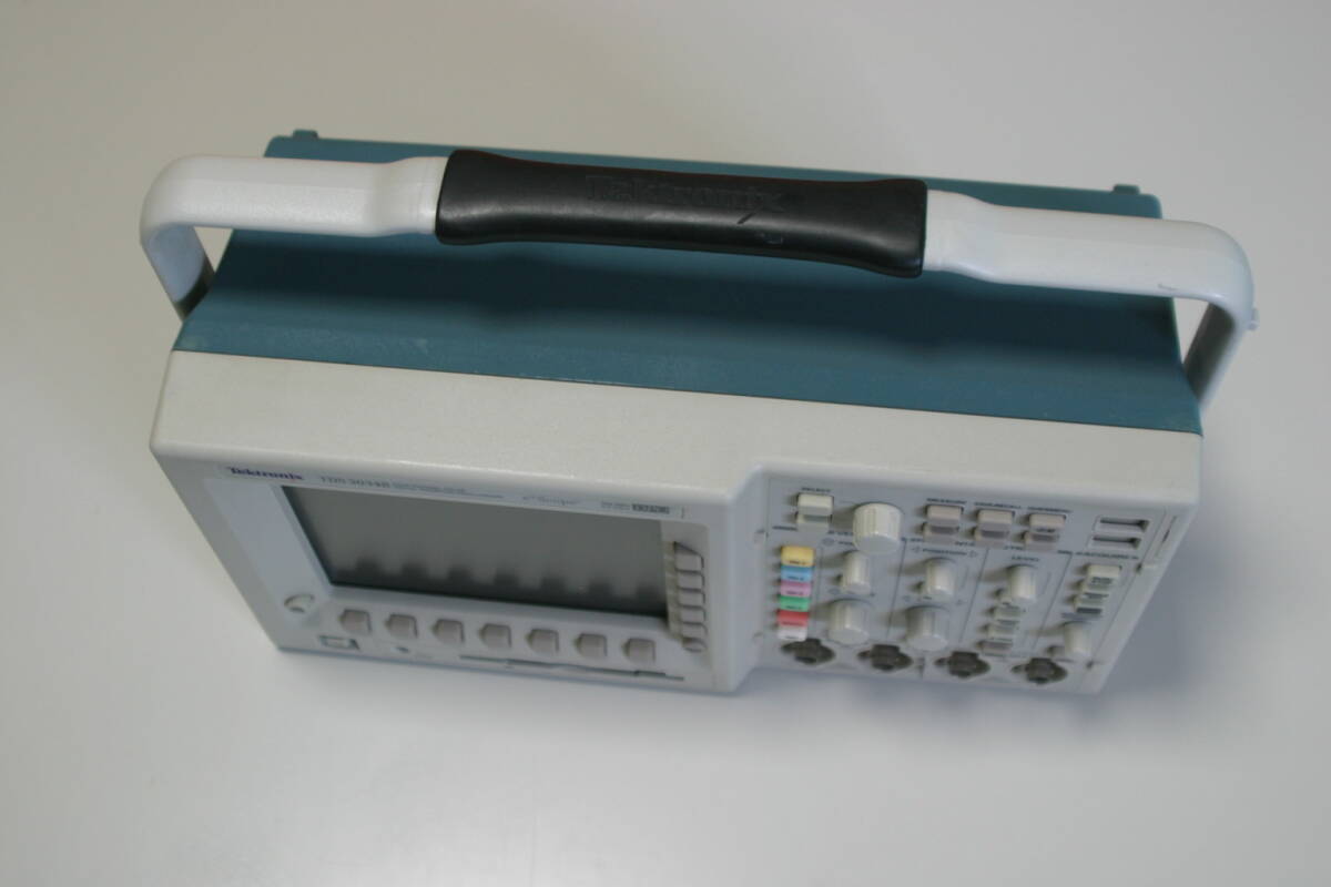 Tektronix TDS3034B Digital Oscilloscope [u1240632580]