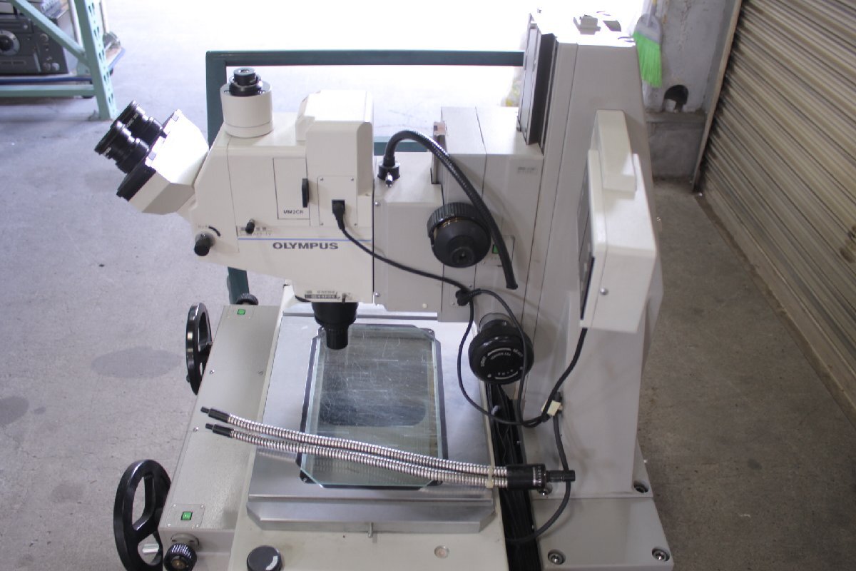 Olympus MTM250 Measuring Microscope with MM20C 10X NFK 3.3X Eyepieces (for parts or not working) [d1241249592]