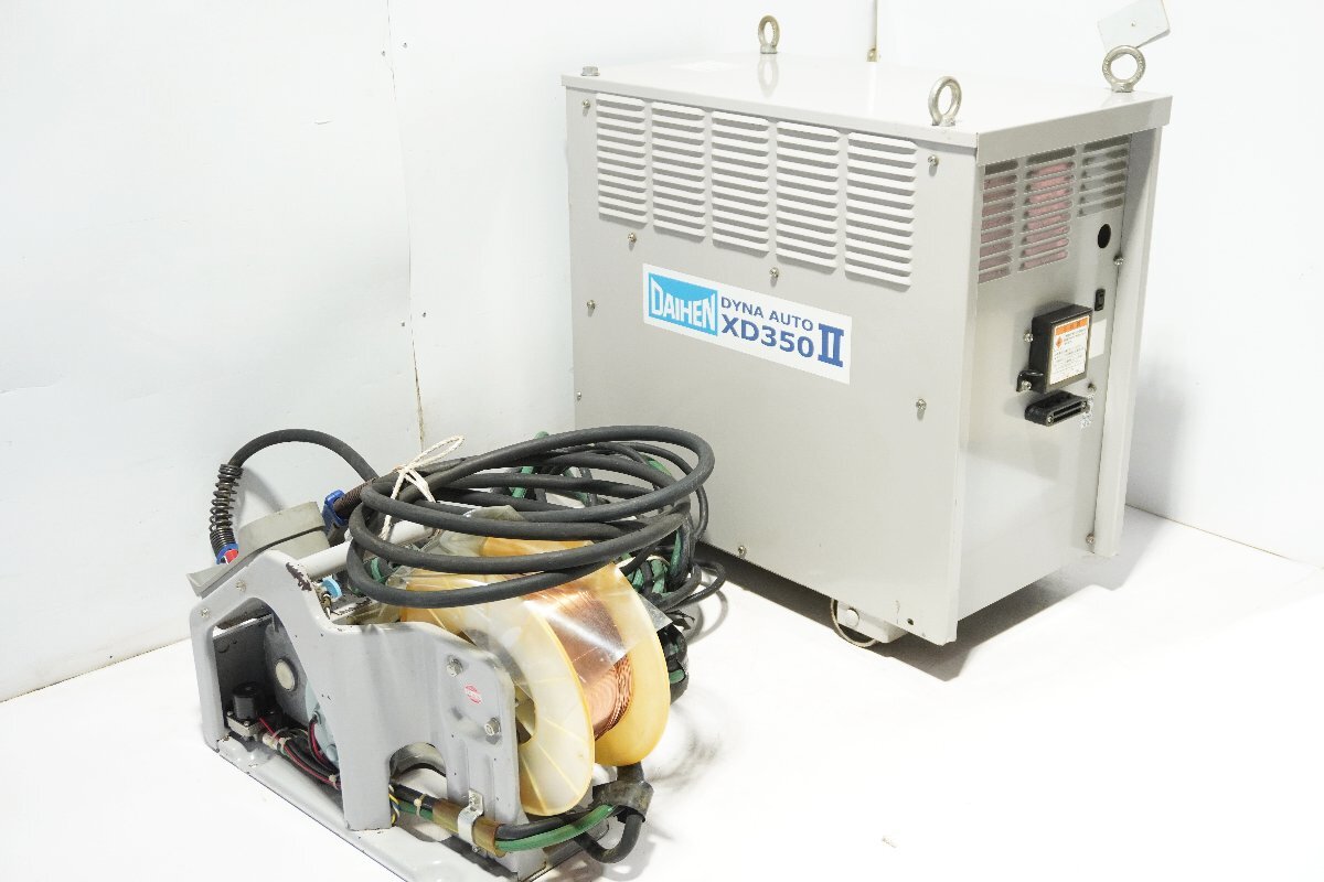 Daihen DYNA AUTO XD350Ⅱ CO2/MAG Welding Power Supply CPXD-350(S-2) with Wire Feeder CM-2302 3-Phase 200V [w1242040182]