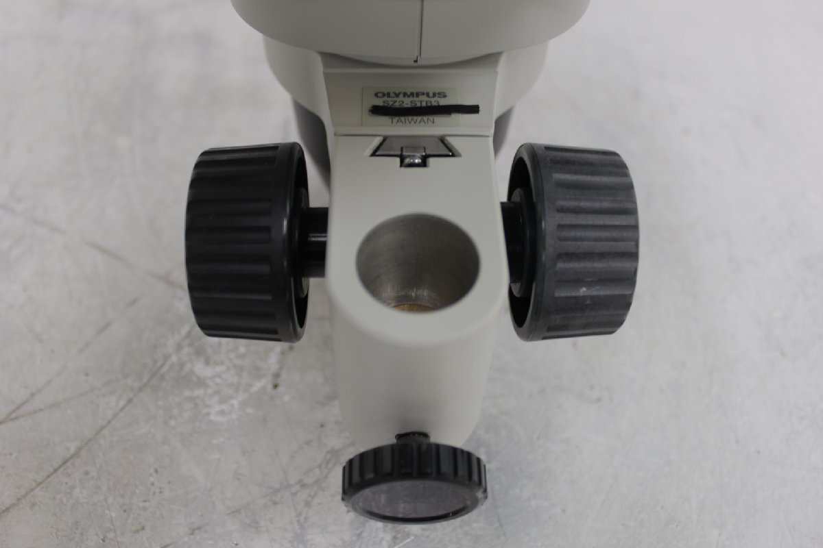 Olympus SZ61 Stereo Microscope SZ2-STB3 WHSZ20X-H/12.5 110AL0.5X-2 WD200 (for parts or not working) [t1242937842]