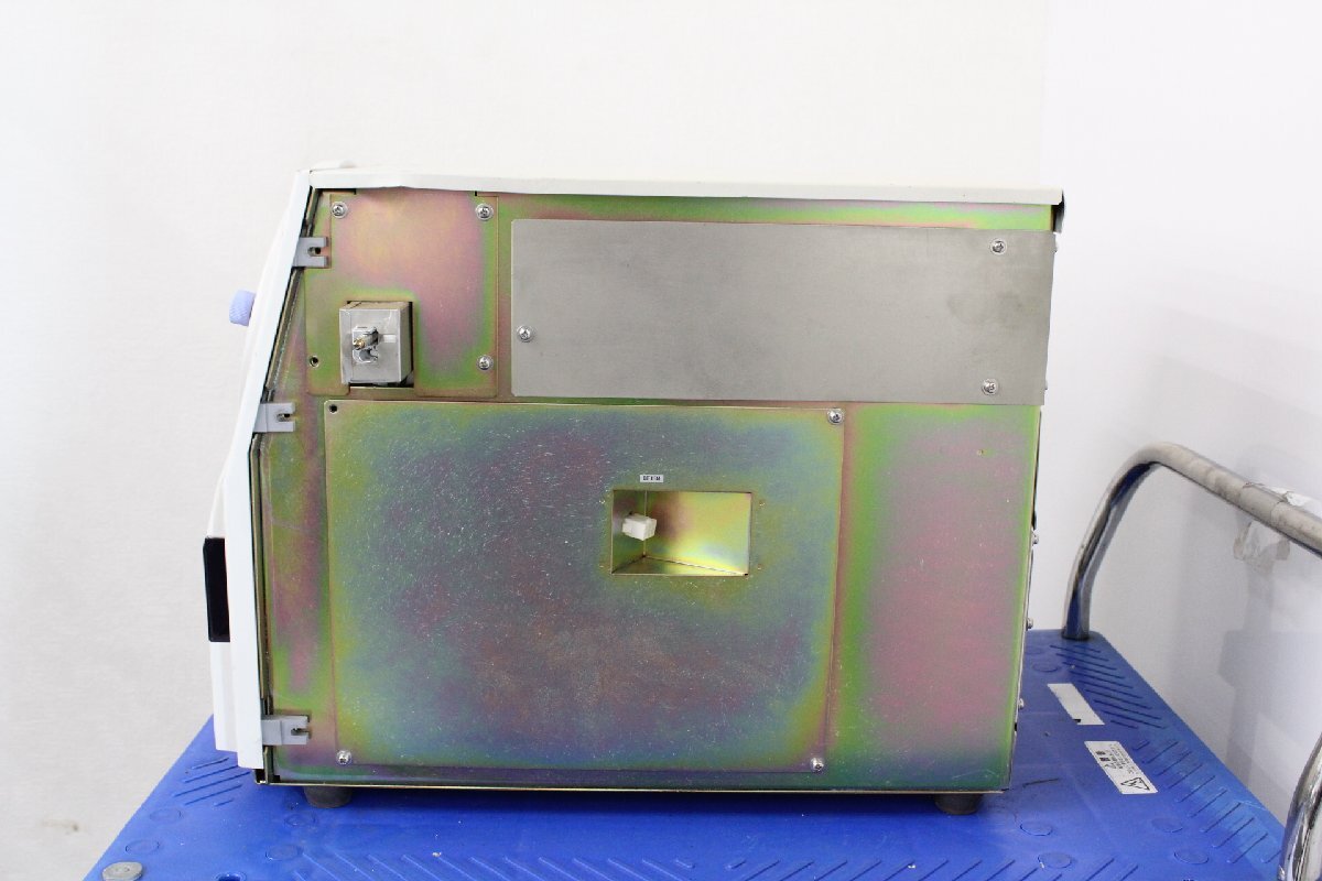 Shimadzu GCMS-QP2010 Gas Chromatograph Mass Spectrometer 100V (for parts or not working) [h1243004322]