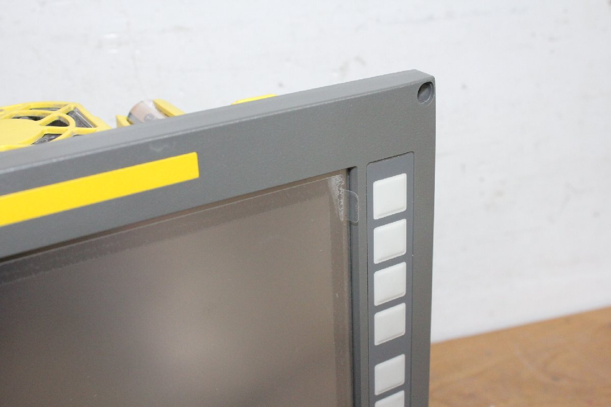 FANUC A02B-0307-B521 Basic Unit Series 31i-MODEL A Monitor (for parts or not working) [l1243106623]