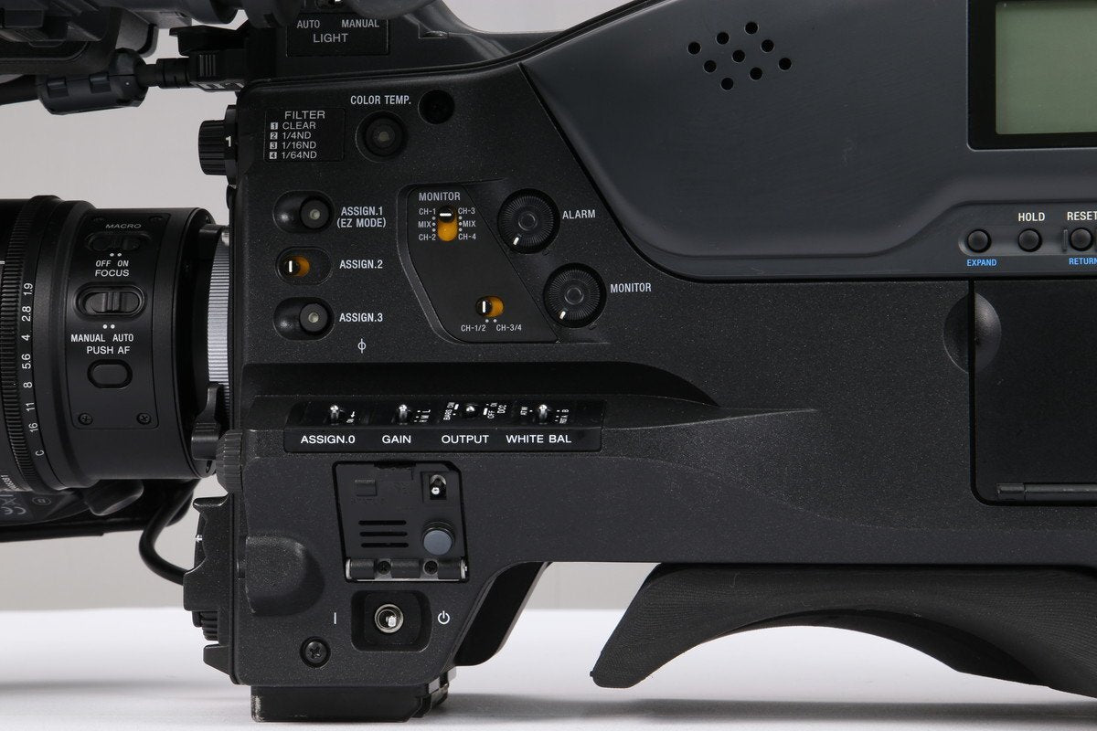 Sony PXW-X320 Professional Memory Camcorder [r1243542596]