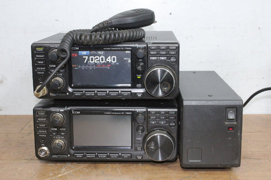 iCOM IC-7300 PS-126 Transceiver 3 Units HF/50MHz (for parts or not working) [w1243621815]