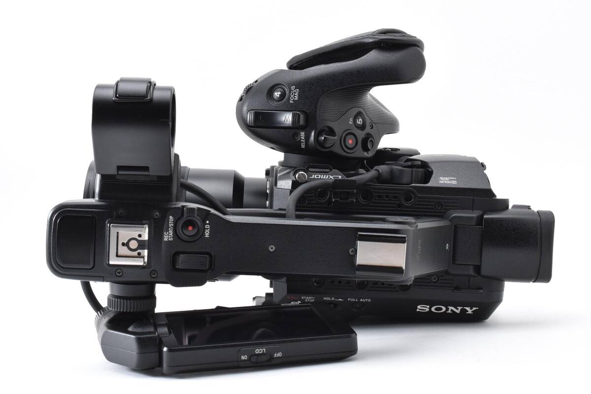 Sony PXW-FS5K XDCAM Memory Camcorder with SELP18105G Lens Kit [x1243750732]