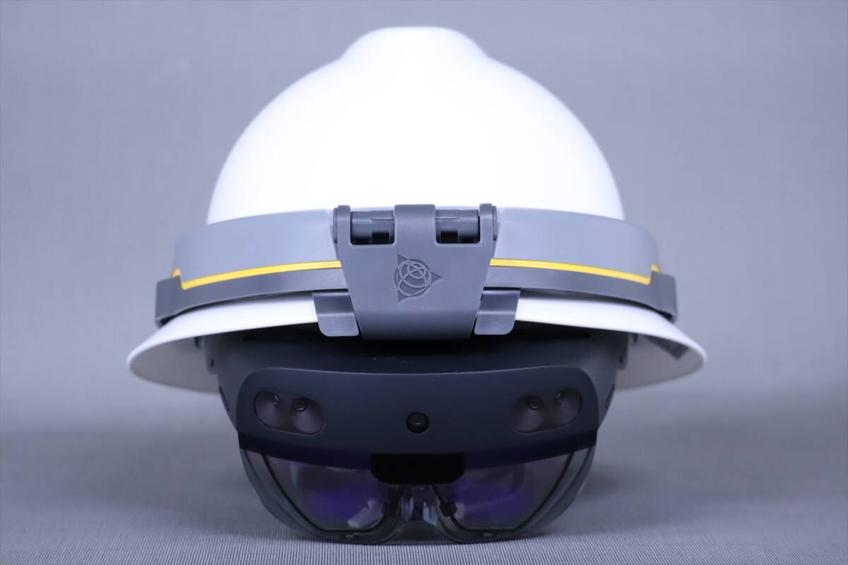 Trimble XR10 with Microsoft HoloLens2 MR Device Snapdragon 4G 64GB 2K with Case [x1244839135]