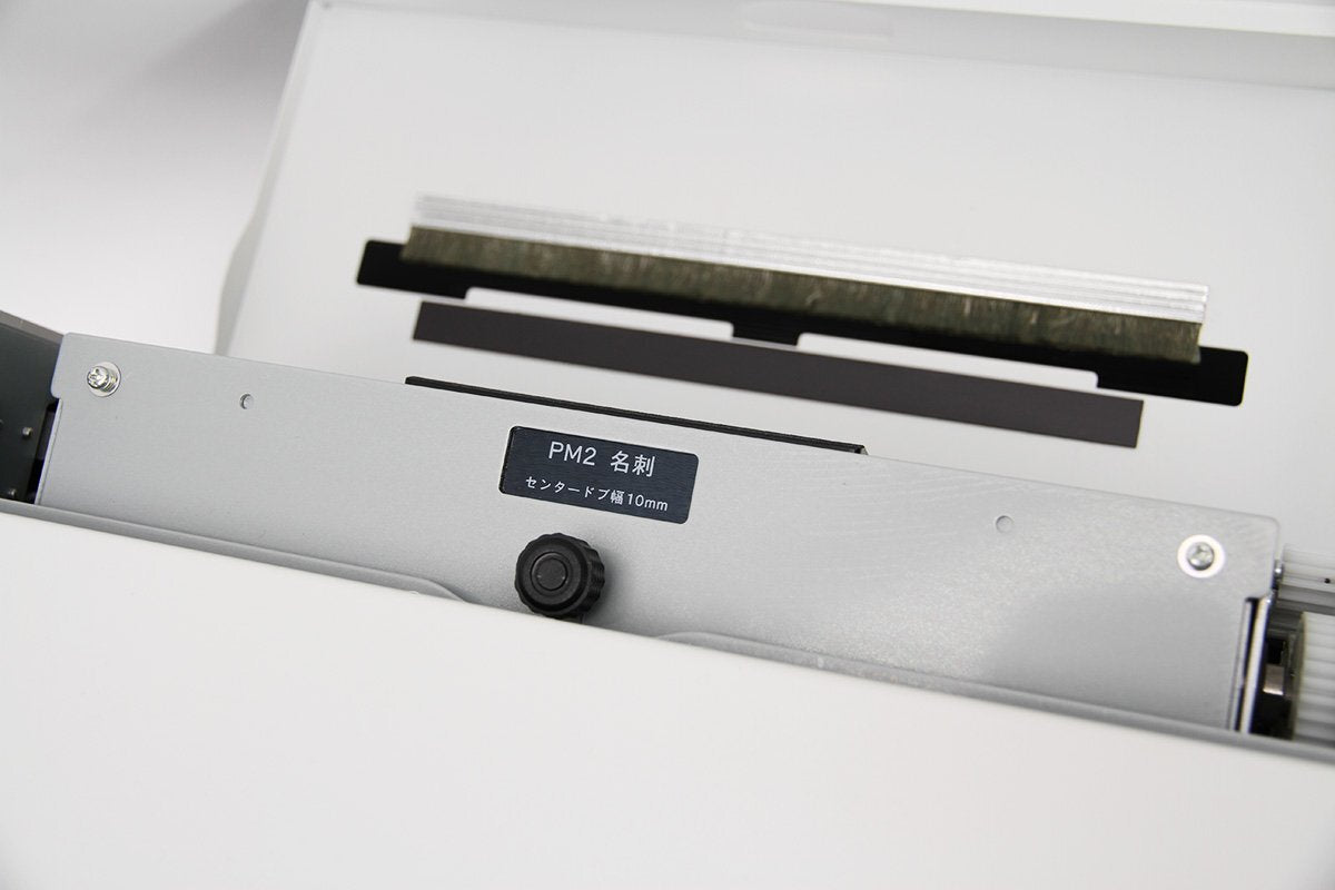 Carl Manufacturing PCM-15N Business Card Cutter with Slitter Unit (PM2) [l1245007146]