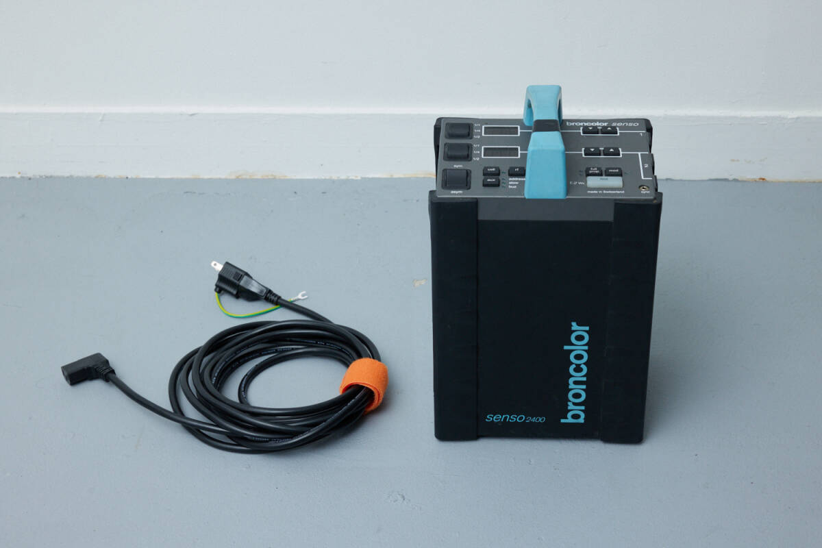 Broncolor Senso2400 Strobe Lighting [b1246921455]