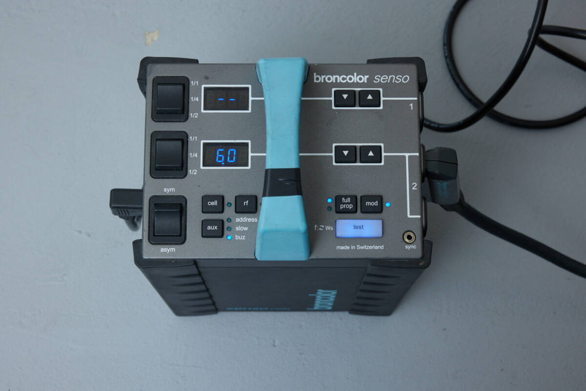 Broncolor Senso2400 Strobe Lighting [b1246921455]