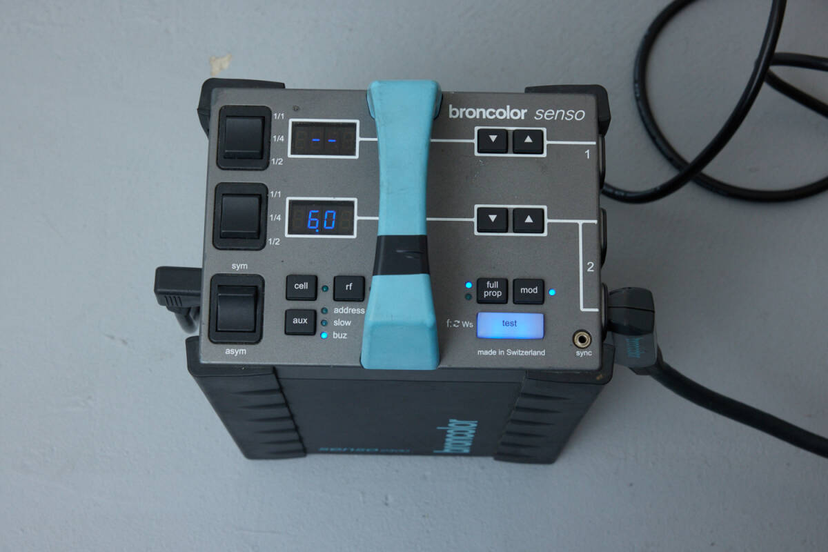 Broncolor Senso2400 Strobe Lighting [b1246921455]