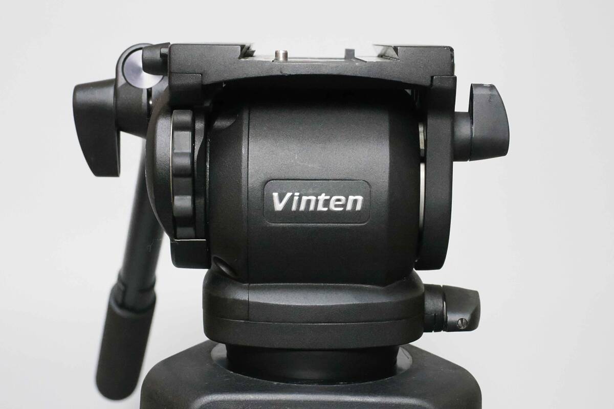 Vinten Vision blue Pan and Tilt Head Tripod Set [s1248082468]