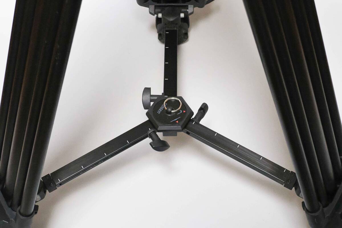 Vinten Vision blue Pan and Tilt Head Tripod Set [s1248082468]