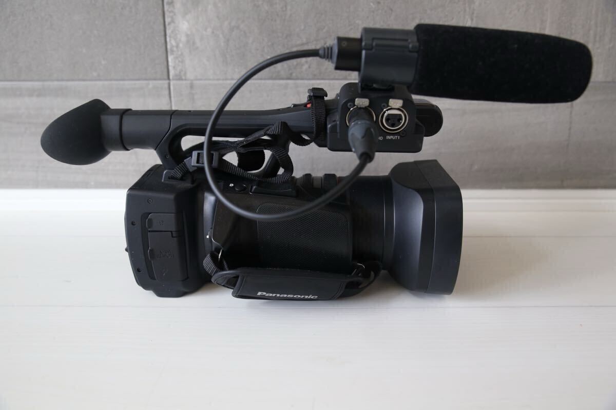 Panasonic HC-X1000 Professional Video Camera 4K Ultra HD [d1248199659]