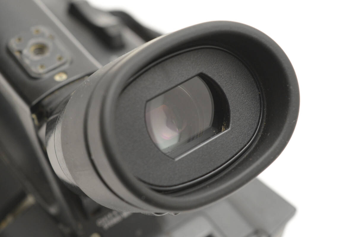 Sony HXR-NX5J NXCAM Camcorder [x1248230131]