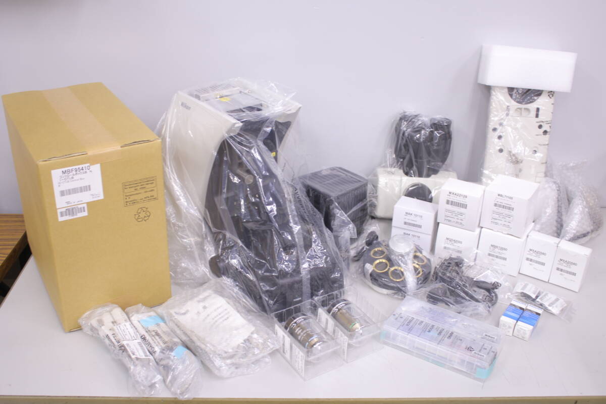 Nikon ECLIPSE Ni-U Microscope Plan 40X NCG Plan Fluor 20X 100V [h1248569315]