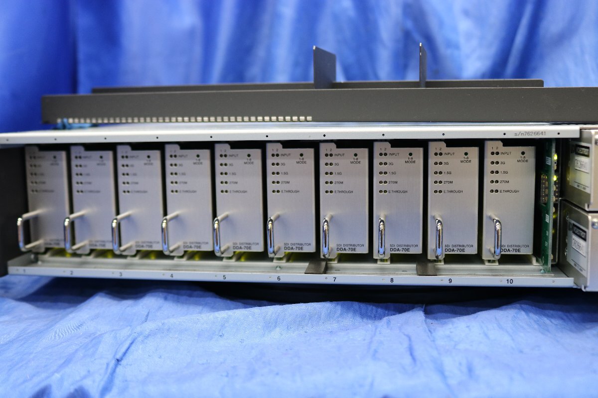 Videotron Vbus-70V2 Common Chassis with DDA-70E 3G/HD/SD-SDI Splitter 10 pcs [f1248949669]