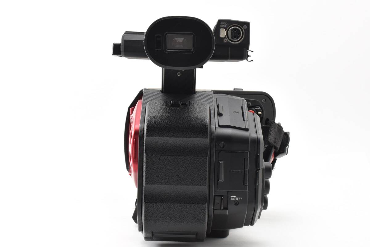 Panasonic AG-DVX200 Professional Video Camera with Battery [h1249218550]
