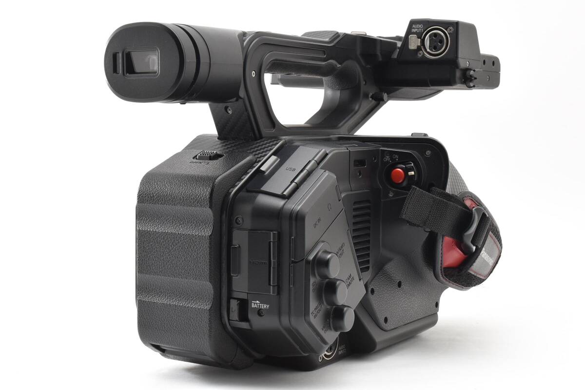 Panasonic AG-DVX200 Professional Video Camera with Battery [h1249218550]
