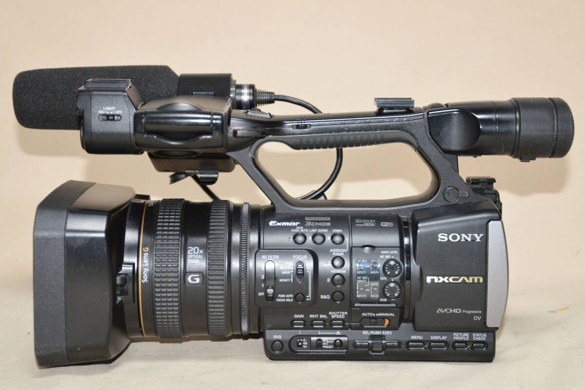 SONY HXR-NX3 Professional Video Camera [c1219220331]