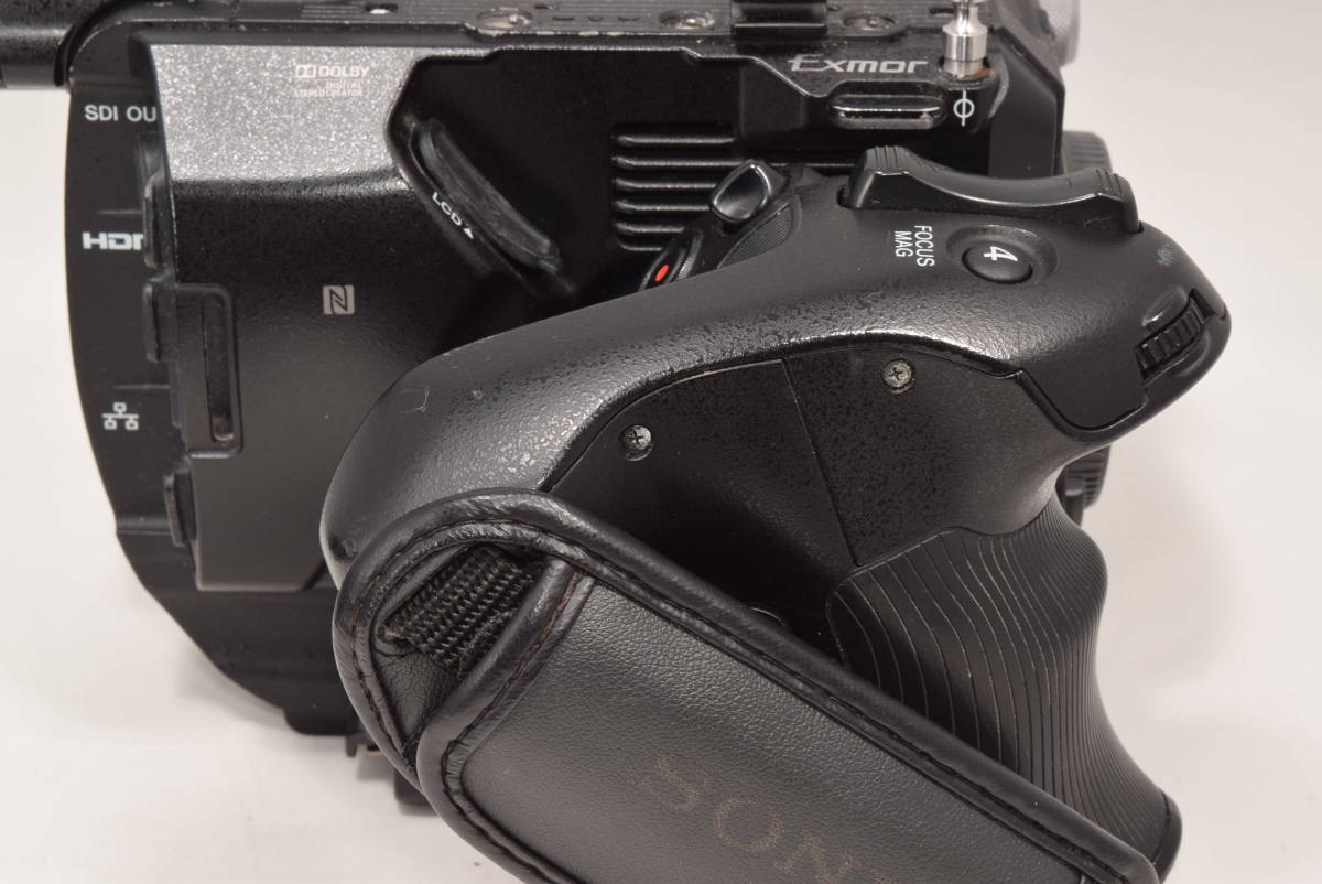 Sony PXW-FS5 XDCAM Large Sensor Camera [f1096028846]