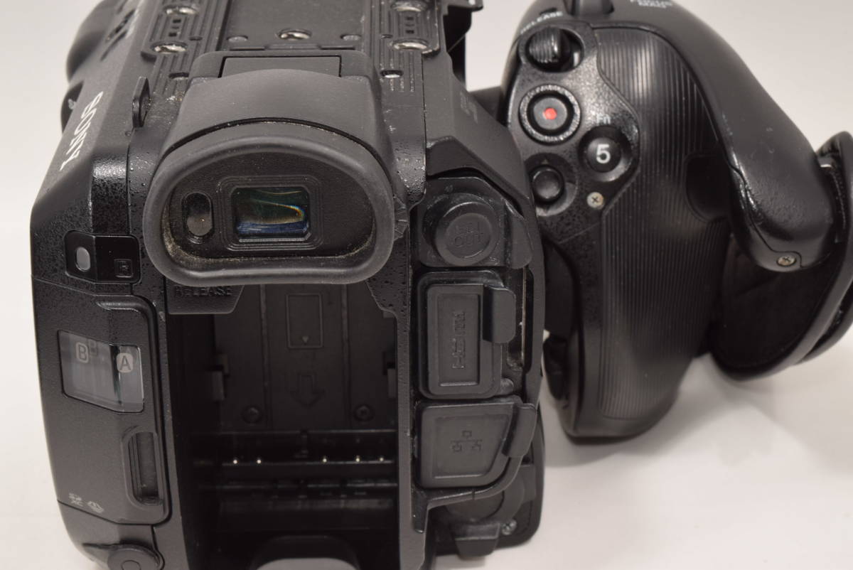 Sony PXW-FS5 XDCAM Large Sensor Camera [f1096028846]