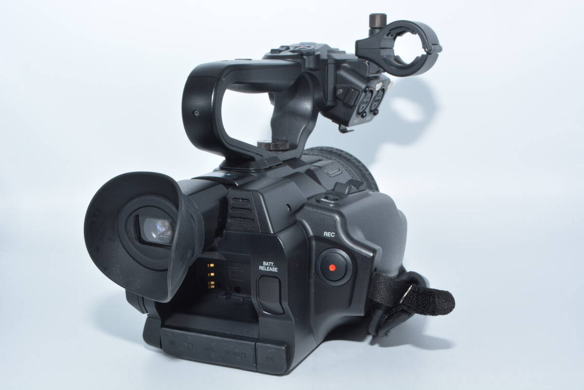 JVC GY-HM175 4K Memory Card Camera Recorder [o1133098554]