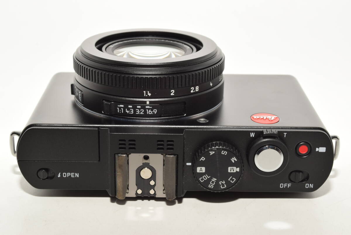 Leica D-LUX6 18461 Digital Camera [d1158989797]