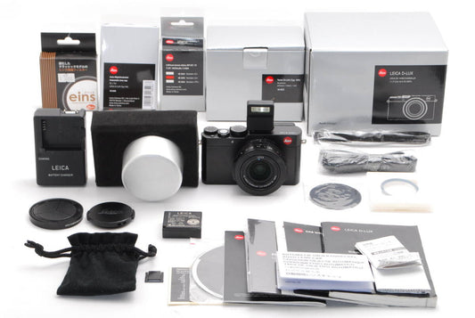 LEICA D-LUX Type109 Camera with Auto Lens Cap and Alcantara [1180928323]