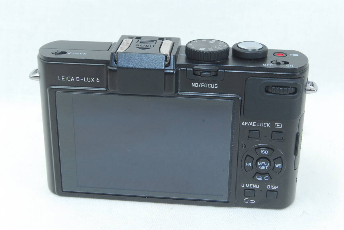 LEICA D-LUX 6 Camera - Black - Accessories Included [b1181074189]