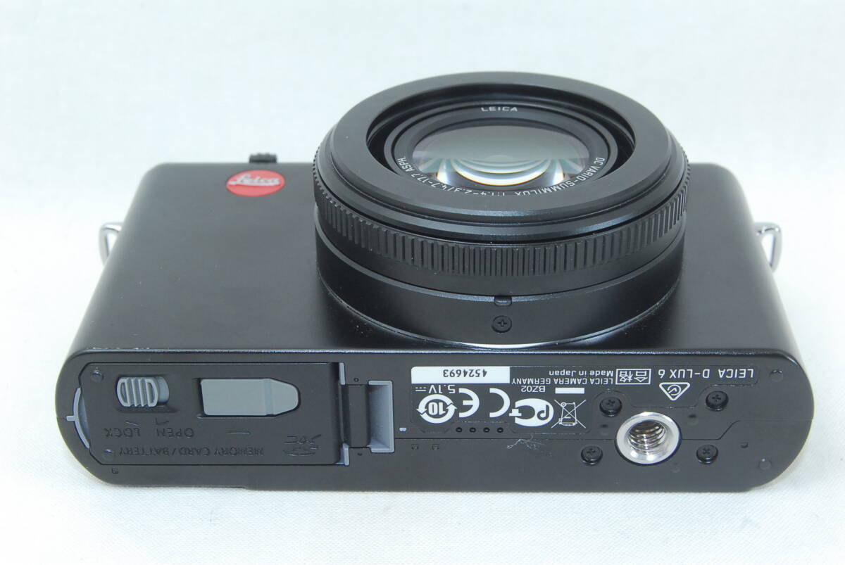 LEICA D-LUX 6 Camera - Black - Accessories Included [b1181074189]