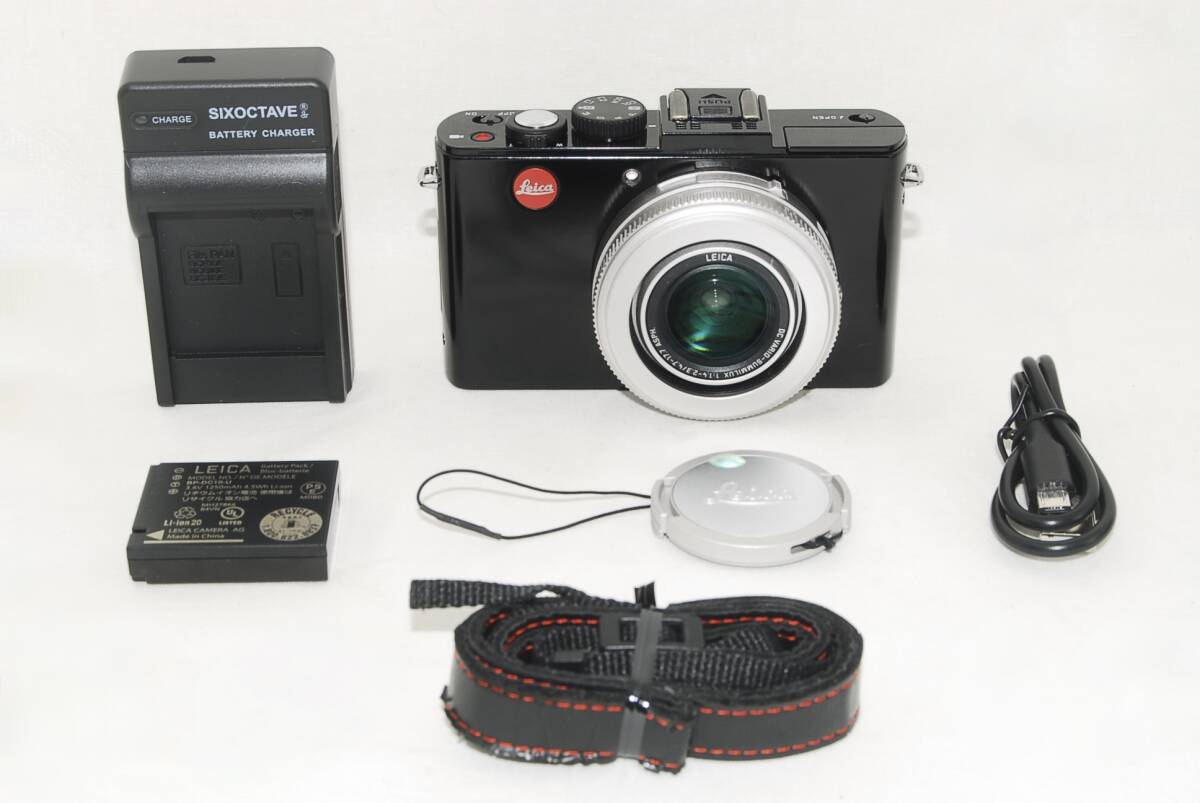 Leica D-Lux 6 Digital Camera [c1190857915]