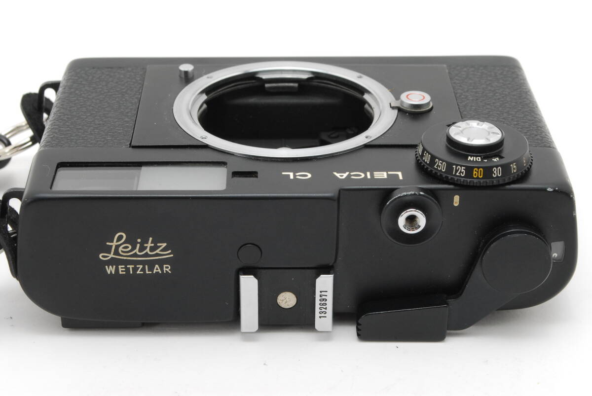 Leica CL Voigtlander Nokton 40mm F1.4 MC VM Camera Lens [1211389276]
