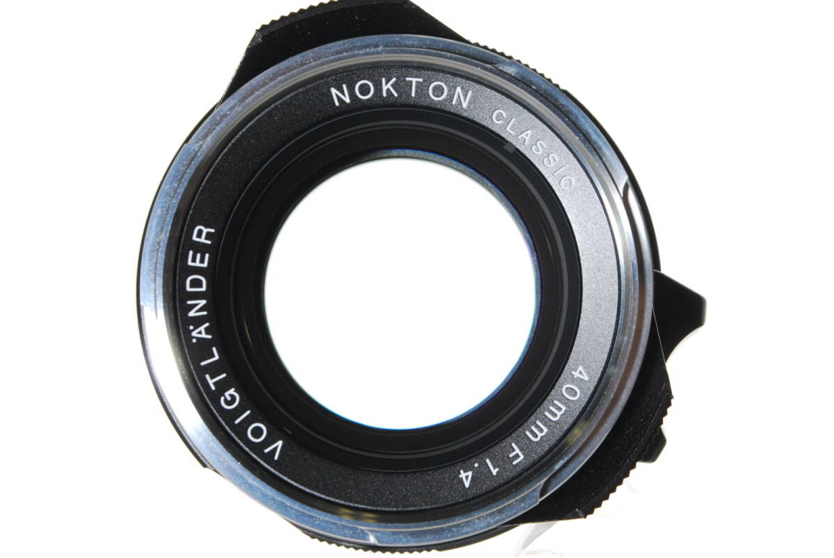 Leica CL Voigtlander Nokton 40mm F1.4 MC VM Camera Lens [1211389276]