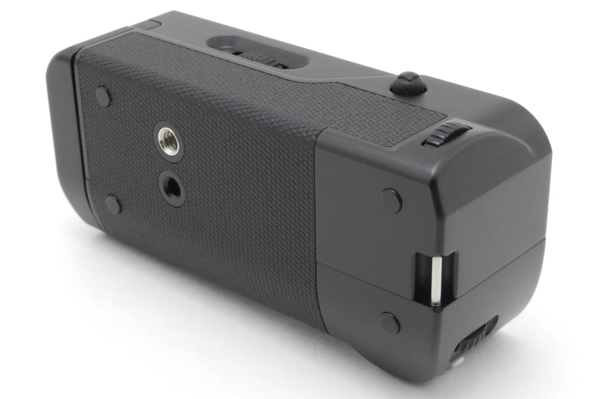 Leica HG-SCL7 Multi-function Hand Grip [c1220212901]