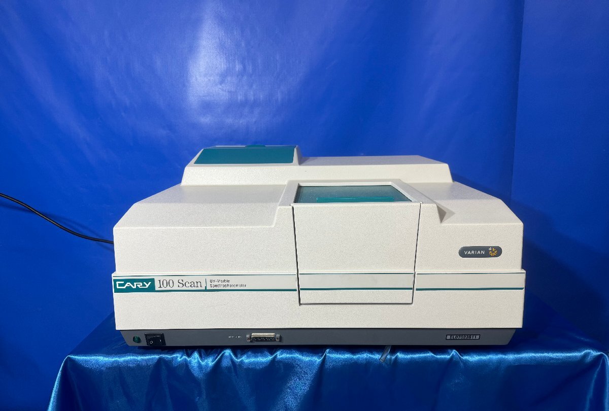 Varian CARY100 SCAN UV-Vis Spectrophotometer [n1240110168]