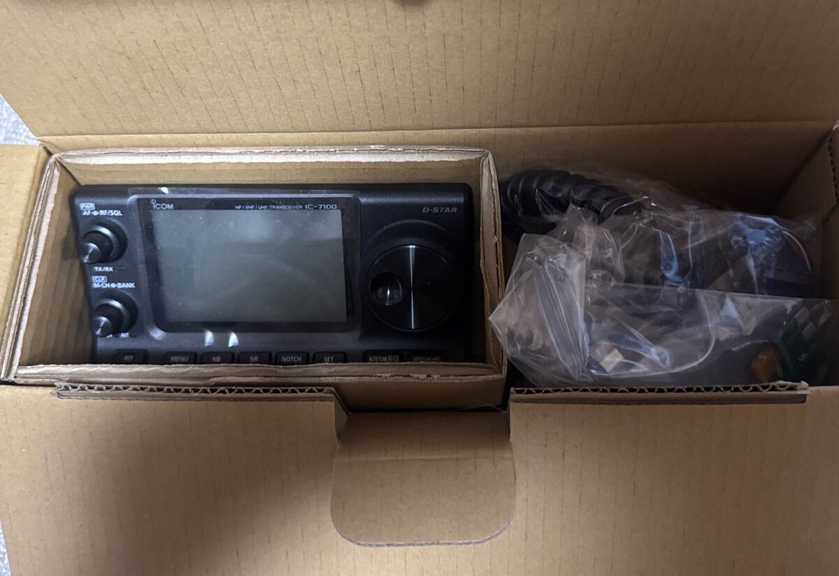 ICOM IC7100M AT180 ICOM HF50 [w1196011435]