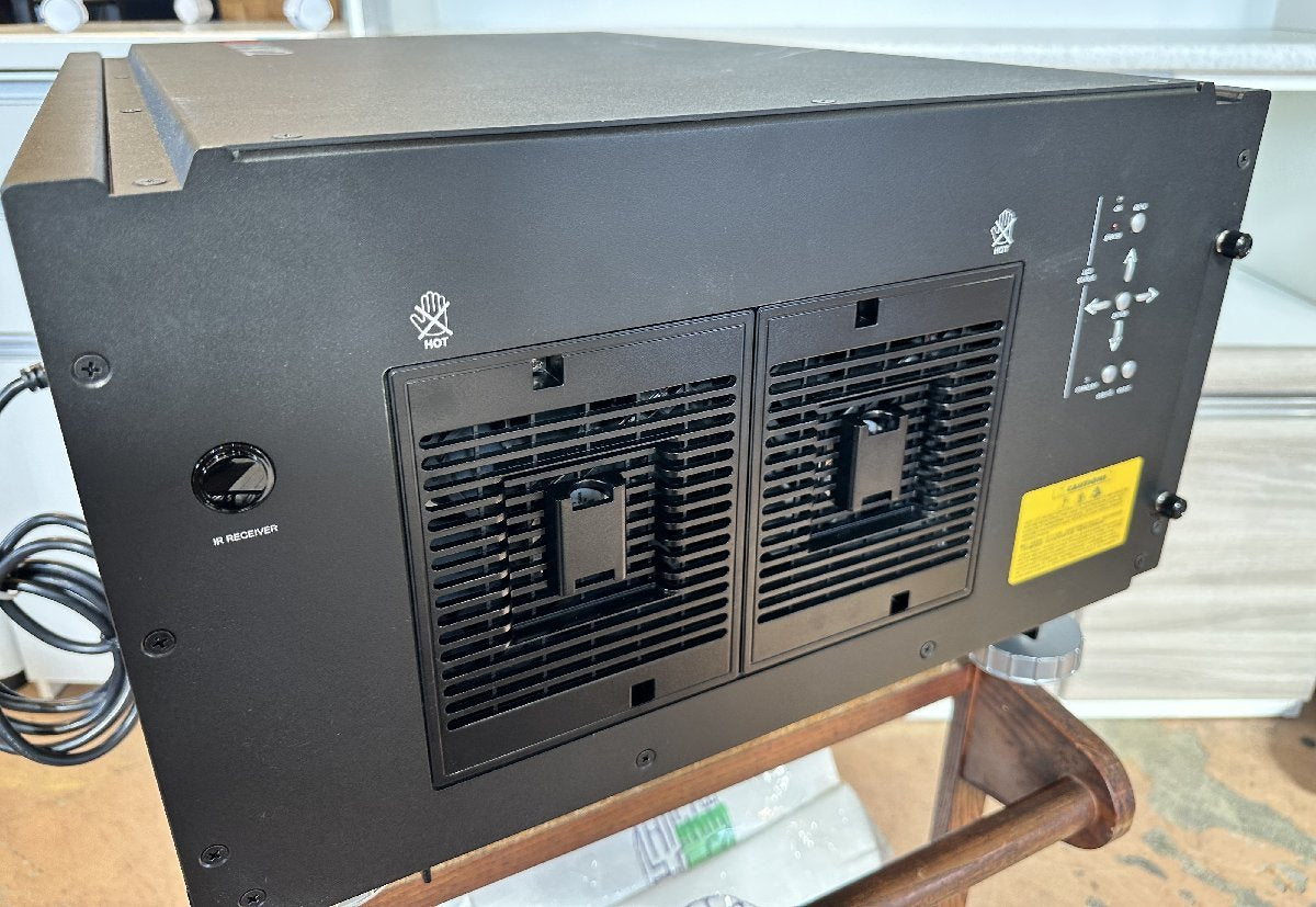 Barco RLM-W12 Digital Projector 11500lm with TLD Zoom Lens [u1110056567]