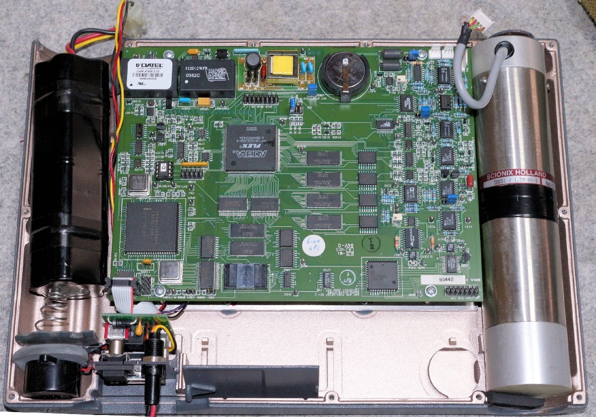 SAM-935 Multichannel Analyzer with 1.5in NaI(Tl) Detector [m1240156864]