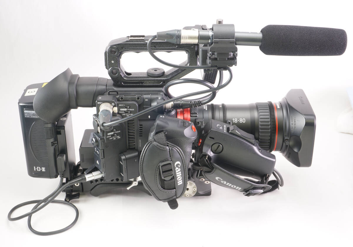 Canon EOS C200 ENG Style Set with CN-E18-80mm T4.4 L IS KAS and 8Sinn VCT Shoulder Plate [d1245313561]