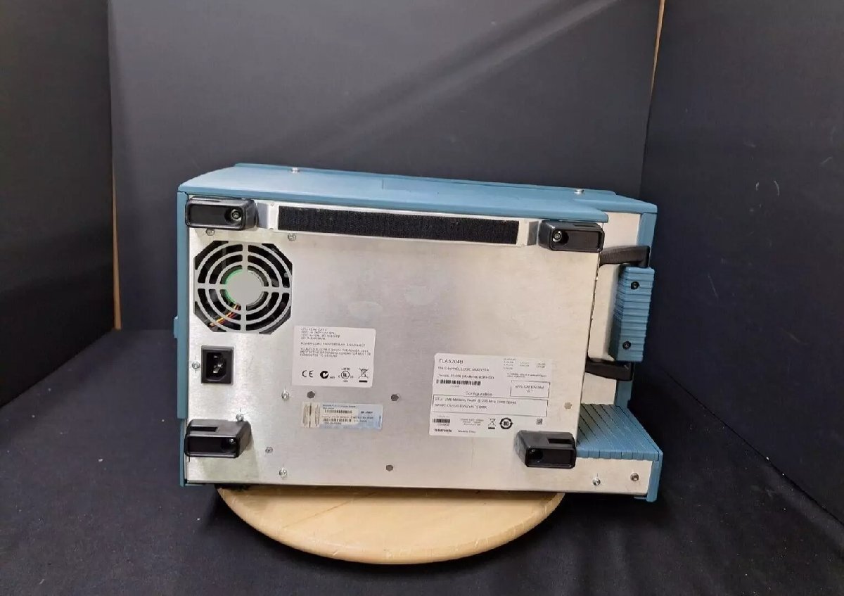 Tektronix TLA5204B Logic Analyzer 136ch [r1163759515]