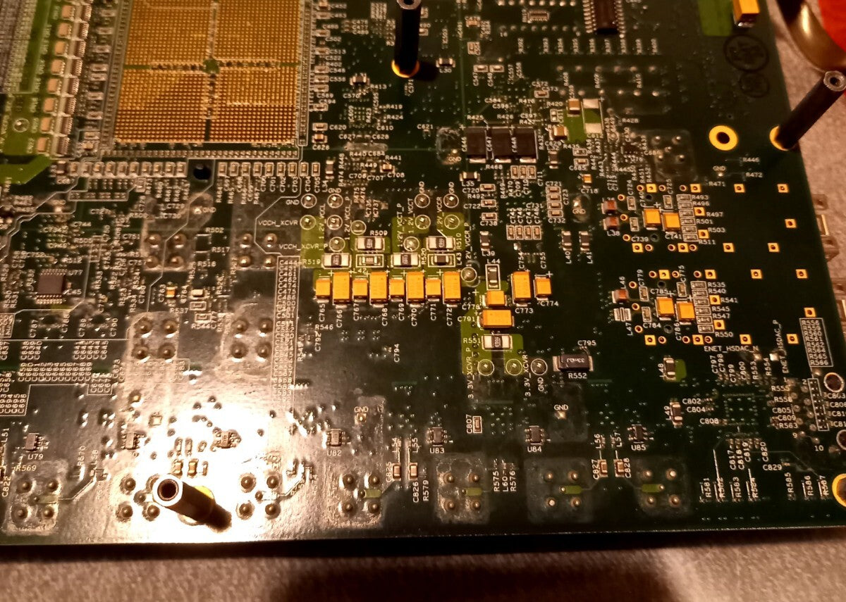 Altera Stratix II GX FPGA Board with USB Blaster (for parts or not working) [t1188163533]